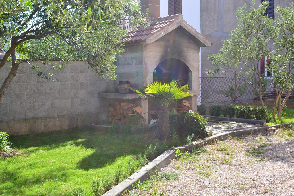 Apartments Martina Vodice Kültér fotó