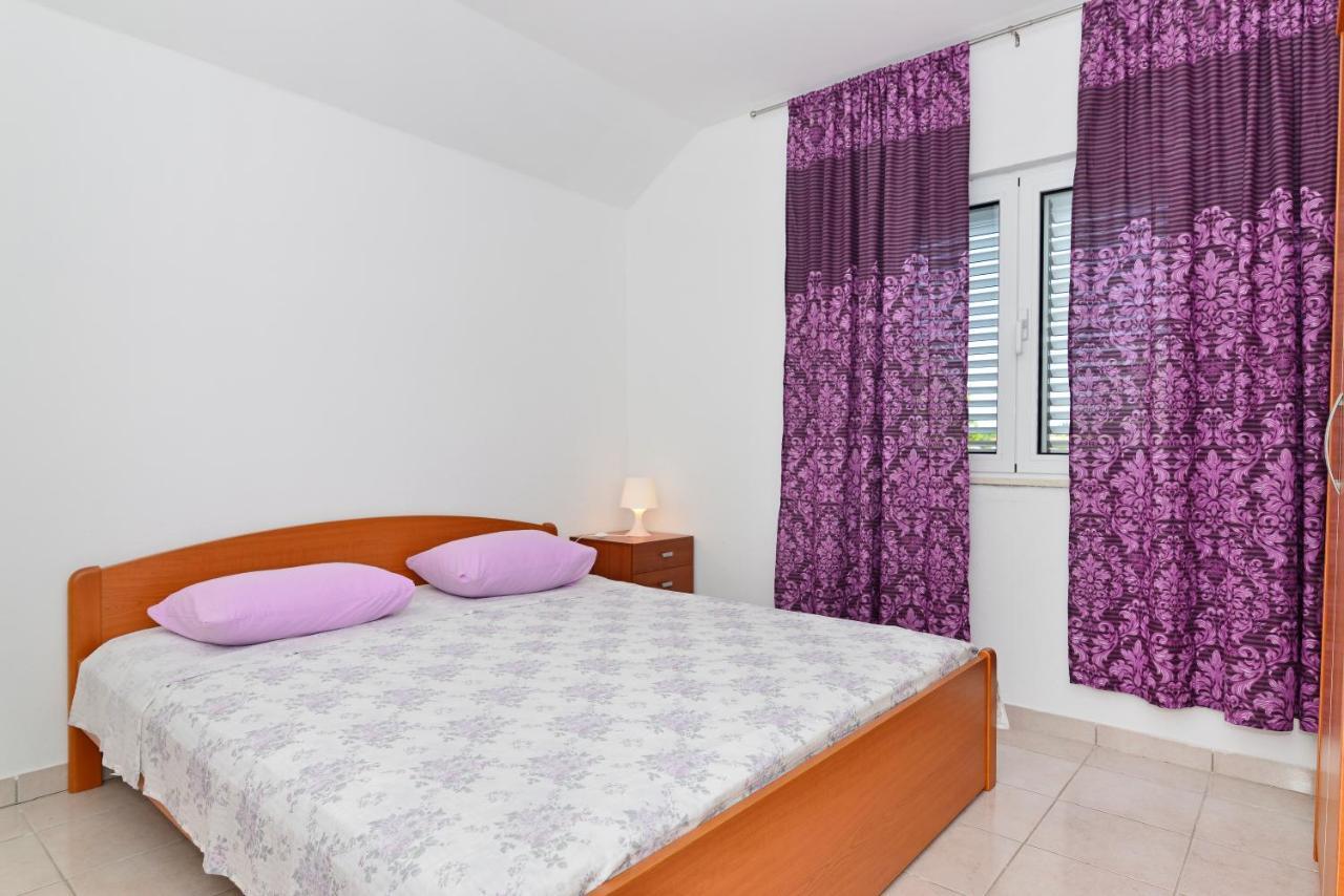 Apartments Martina Vodice Kültér fotó