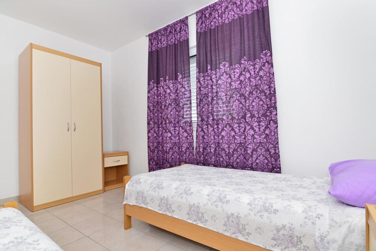 Apartments Martina Vodice Kültér fotó