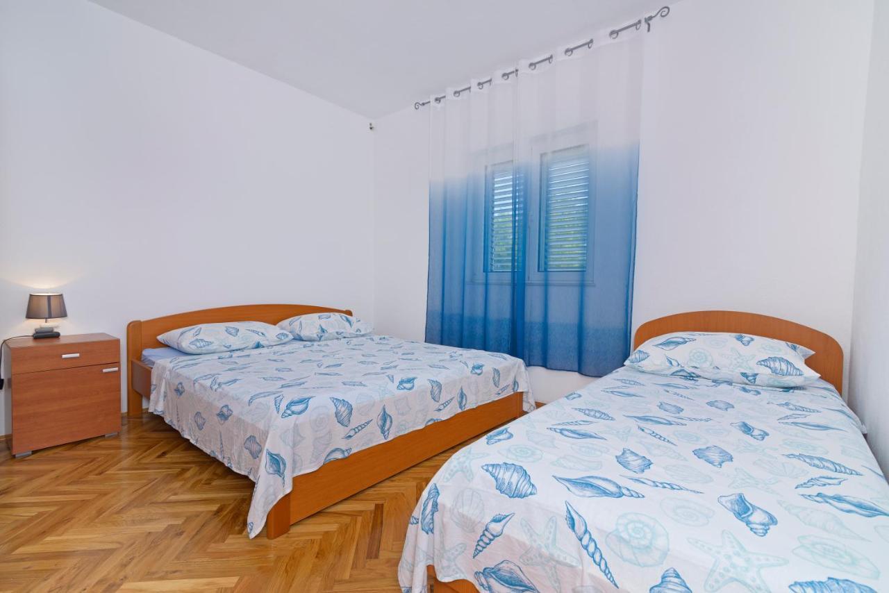 Apartments Martina Vodice Kültér fotó