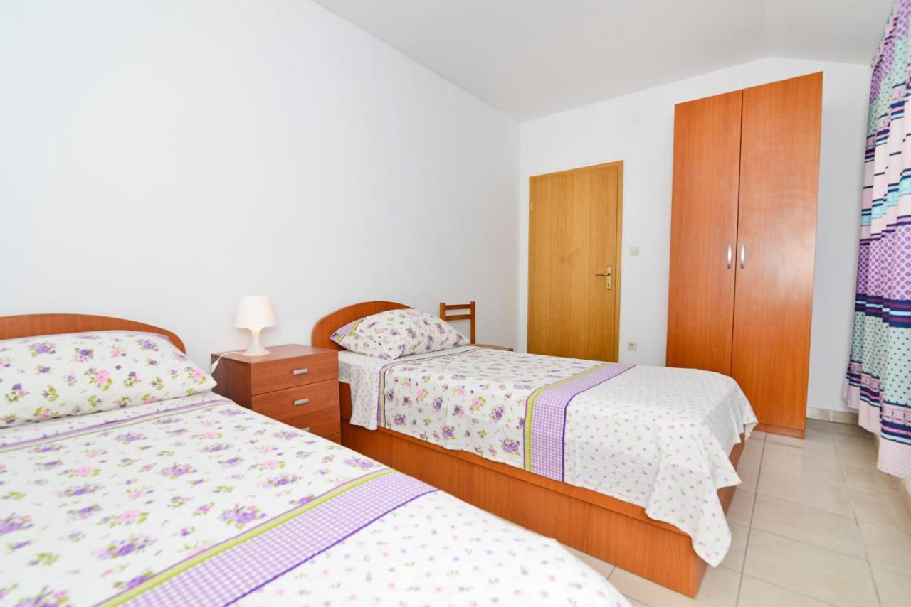 Apartments Martina Vodice Kültér fotó