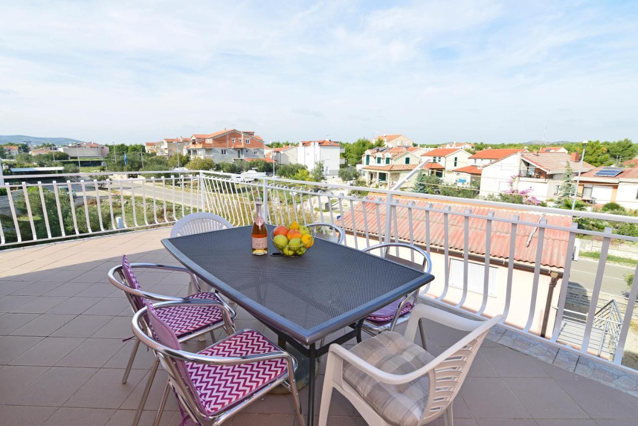 Apartments Martina Vodice Kültér fotó