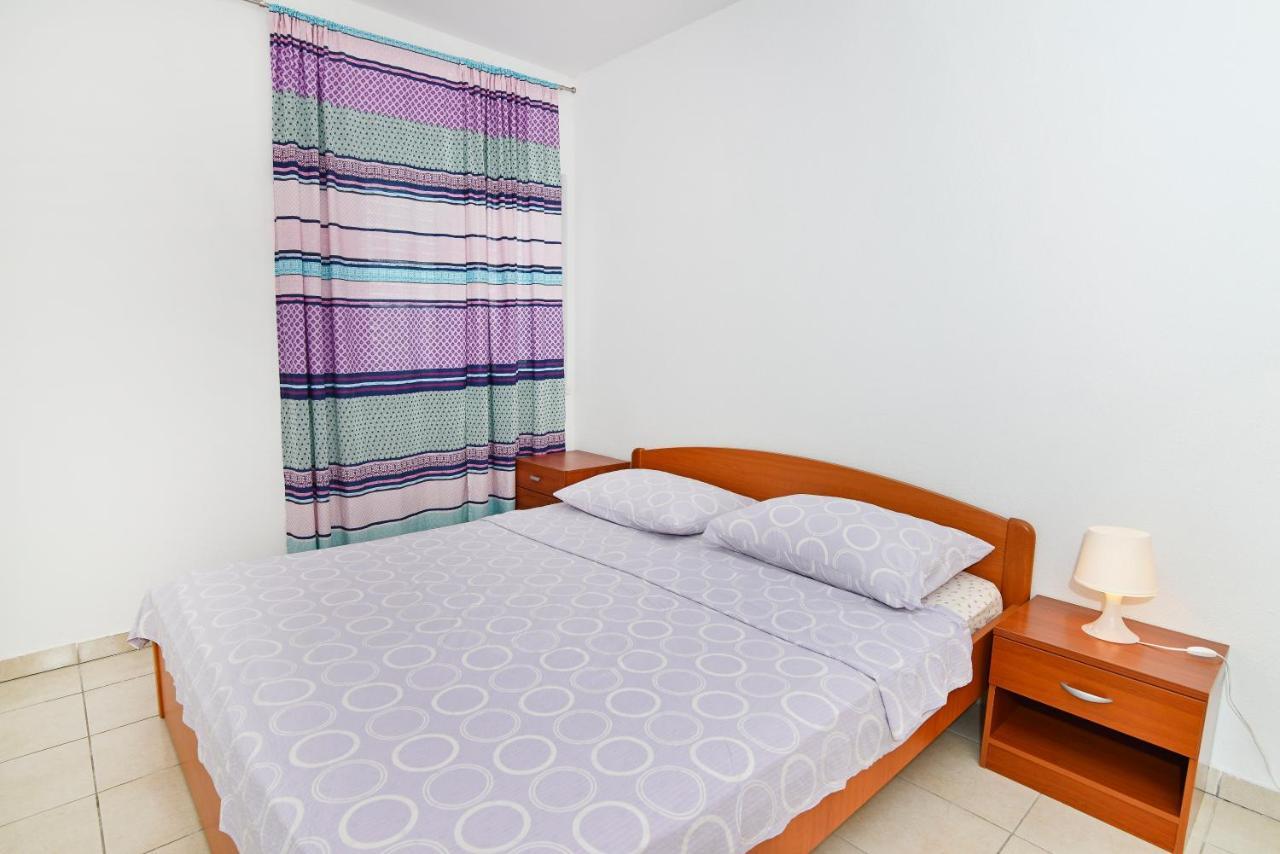Apartments Martina Vodice Kültér fotó